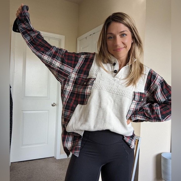 One of a kind, Flannel and sweater sewed rework, no 31 - Picture 2 of 5